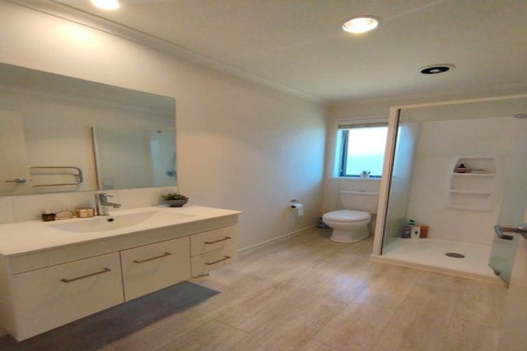 Photo of property in 33 Kanapa Close, Papamoa, 3118