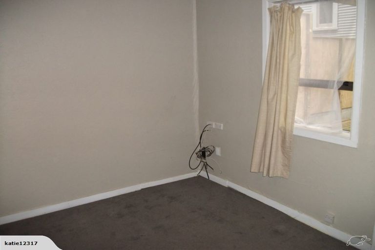 Photo of property in 68-70 Pirie Street, Mount Victoria, Wellington, 6011