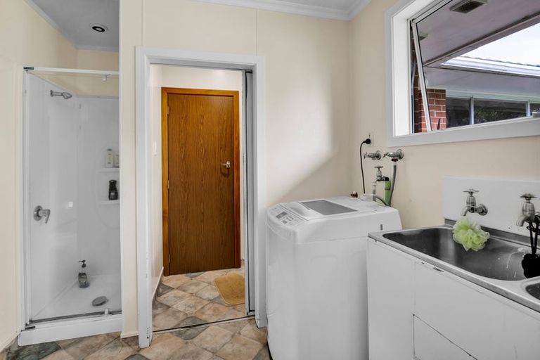 Photo of property in 24 Victoria Road, Stratford, 4391