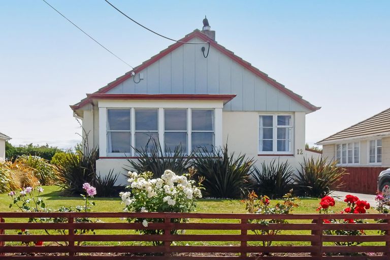 Photo of property in 12 Harlech Street, Oamaru North, Oamaru, 9400
