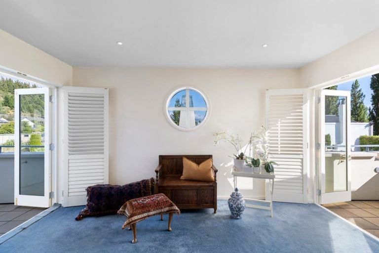 Photo of property in 29 Morrows Mead, Wanaka, 9305