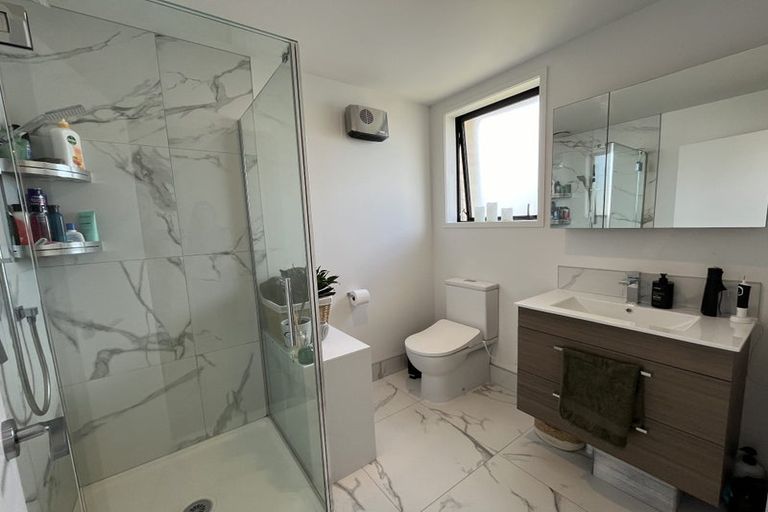 Photo of property in 5/45 Vera Road, Te Atatu South, Auckland, 0610