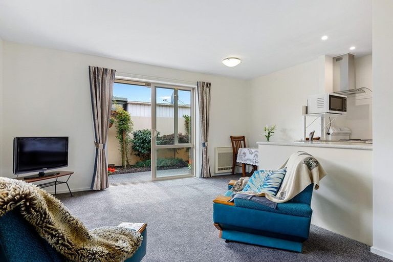 Photo of property in 3/165 Highsted Road, Casebrook, Christchurch, 8051