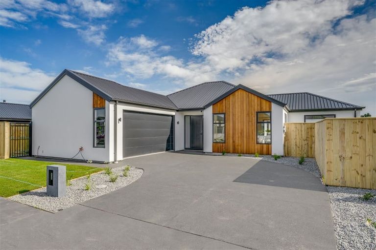 Photo of property in 15 Sheehan Street, Halswell, Christchurch, 8025