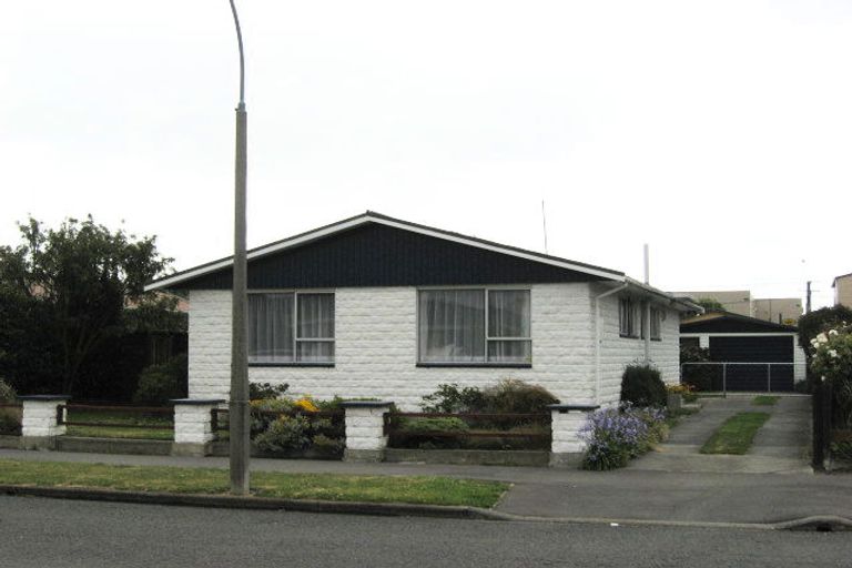 Photo of property in 15 Bayswater Crescent, Bromley, Christchurch, 8062