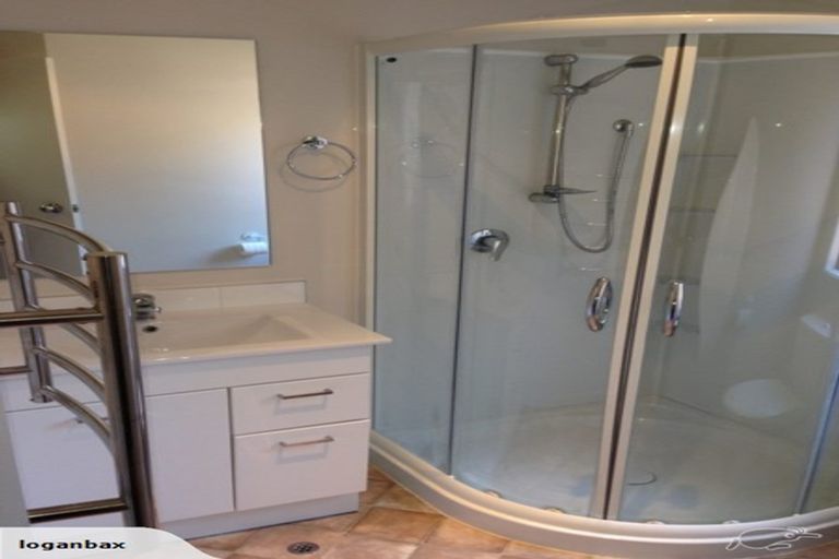 Photo of property in 16/3 The Avenue, Albany, Auckland, 0632