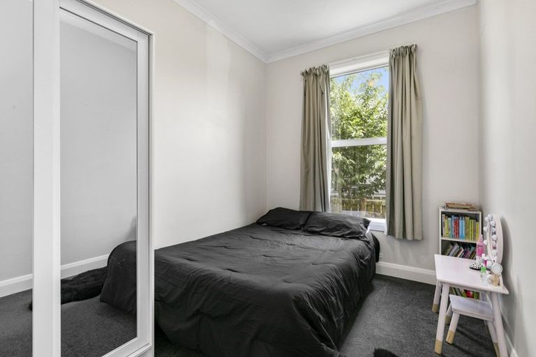 Photo of property in 50 York Street, Moera, Lower Hutt, 5010