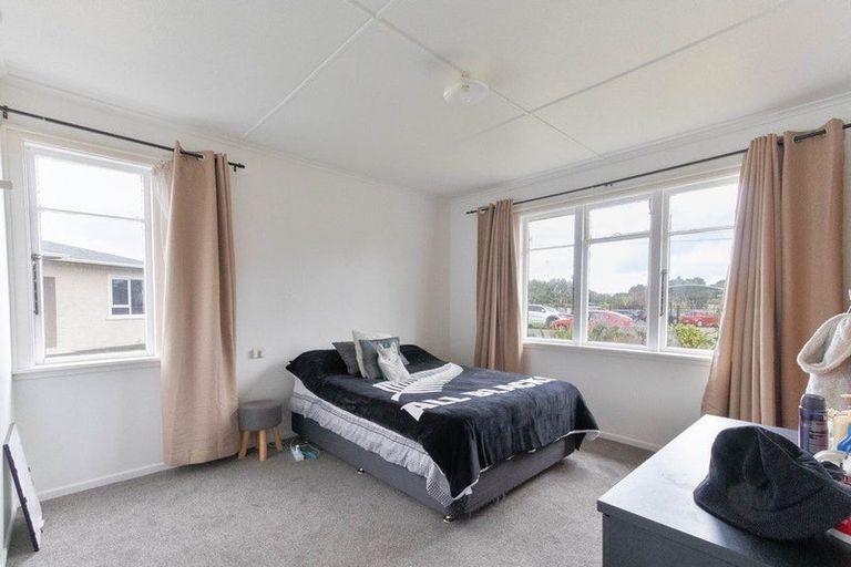 Photo of property in 26 Polson Street, Castlecliff, Whanganui, 4501