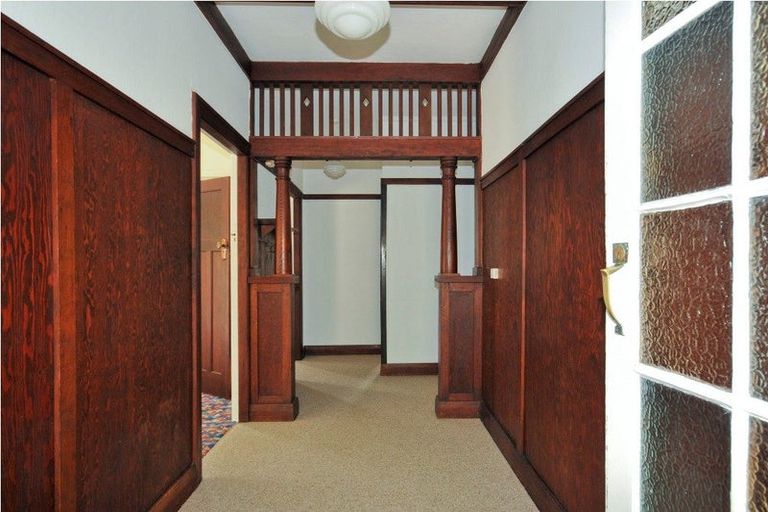 Photo of property in 53 Raroa Road, Kelburn, Wellington, 6012