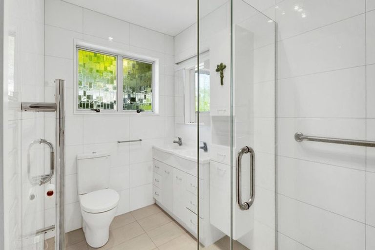 Photo of property in 14a Tokomaru Street, Welbourn, New Plymouth, 4312