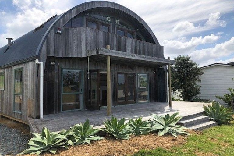 Photo of property in 11 Taranga Road, Langs Beach, Waipu, 0582