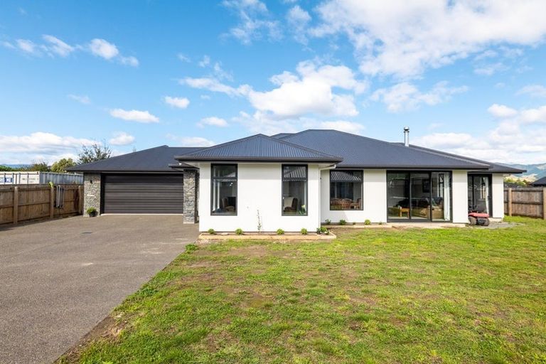 Photo of property in 12 William Dale Place, Wakefield, 7025