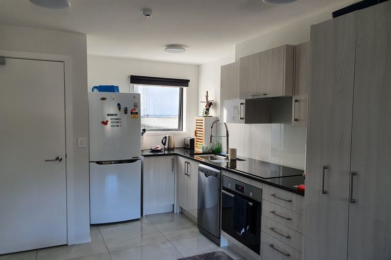 Photo of property in 3/232 Main Road, Tawa, Wellington, 5028