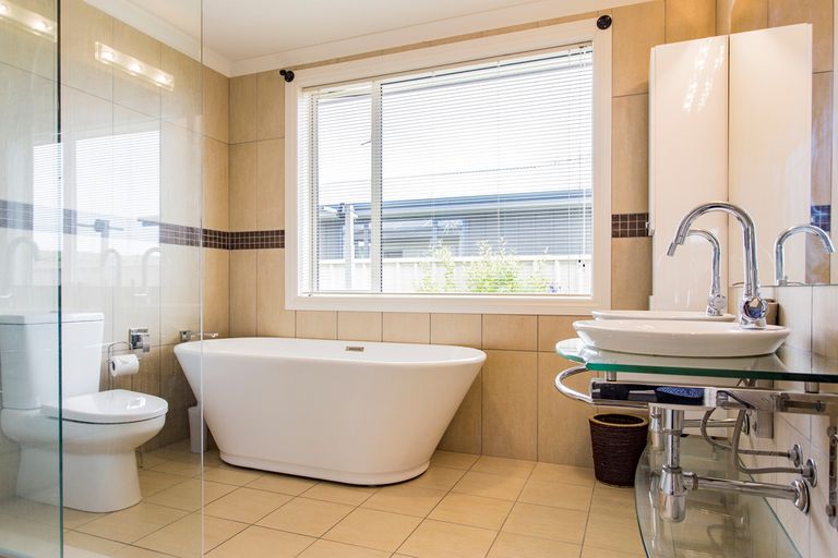 Photo of property in 2 Sams Place, Lake Tekapo, 7999