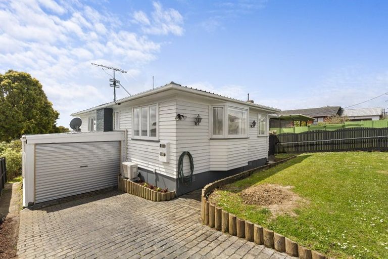 Photo of property in 5 Blease Street, New Lynn, Auckland, 0600