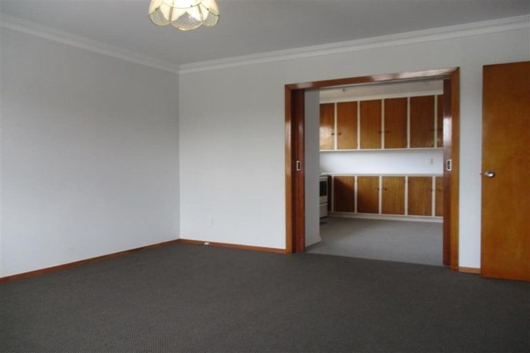 Photo of property in 12a Beckford Road, Saint Martins, Christchurch, 8022