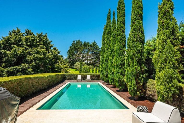 Photo of property in 909 Old North Road, Waimauku, 0882