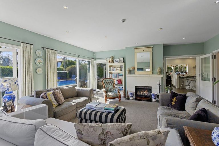 Photo of property in 63 Glandovey Road, Fendalton, Christchurch, 8052