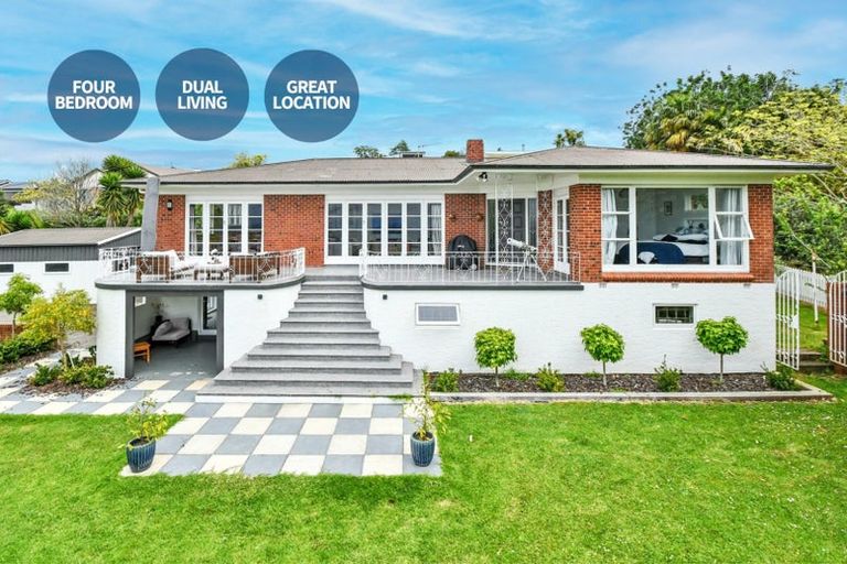 Photo of property in 12 Routly Avenue, Pukekohe, 2120