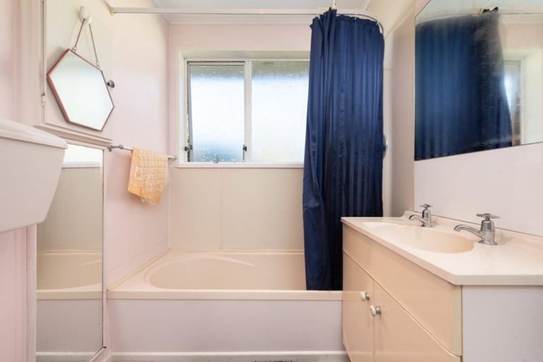 Photo of property in 67a Edgecumbe Road, Tauranga, 3110