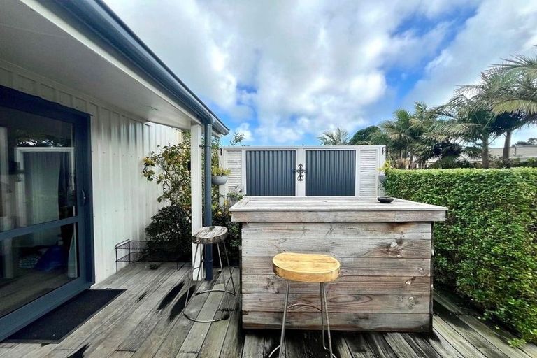 Photo of property in 33 Pacific Street, Waiuku, 2123