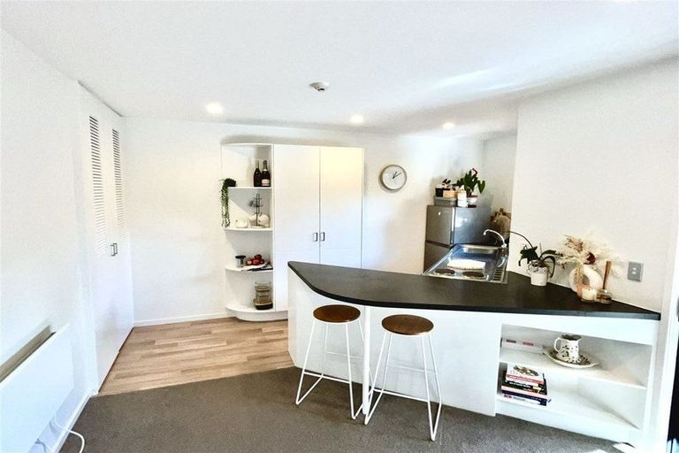 Photo of property in 20/3 The Avenue, Albany, Auckland, 0632
