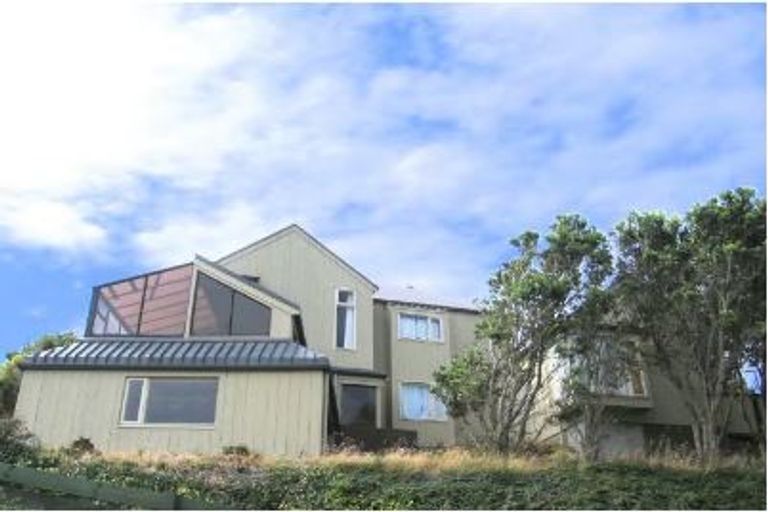 Photo of property in 9 Indira Place, Khandallah, Wellington, 6035