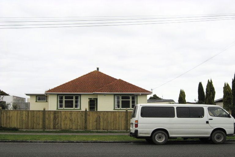 Photo of property in 28 Roosevelt Street, Levin, 5510