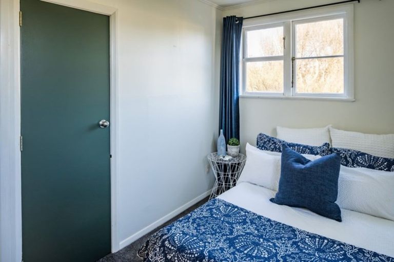 Photo of property in 32 Jillett Street, Titahi Bay, Porirua, 5022