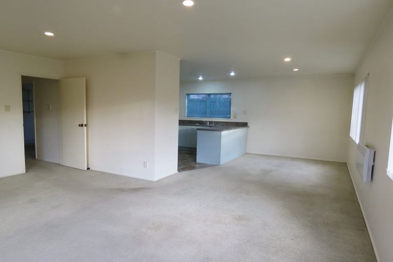 Photo of property in 4a Brandon Road, Glen Eden, Auckland, 0602