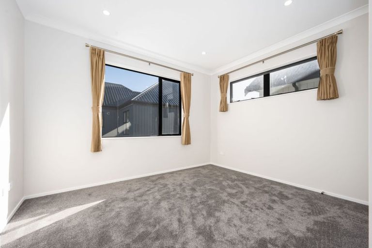 Photo of property in 44a Merani Street, Belmont, Auckland, 0622