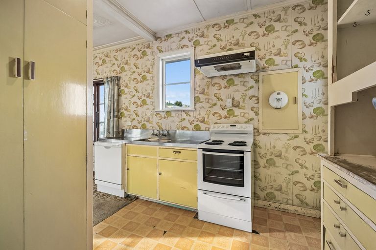 Photo of property in 35 Glenpark Avenue, Mornington, Dunedin, 9011