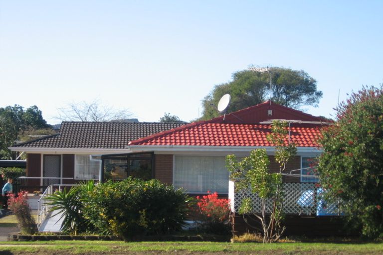 Photo of property in 1/418 Great South Road, Opaheke, Papakura, 2113