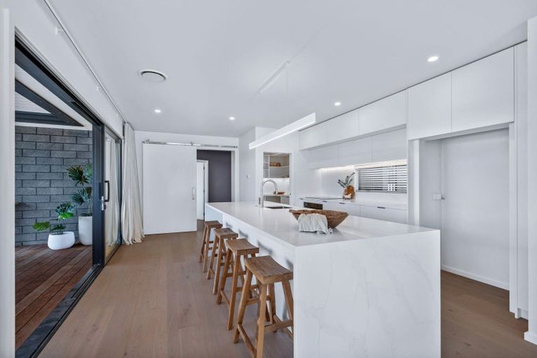 Photo of property in 49 Stace Hopper Drive, One Tree Point, 0118