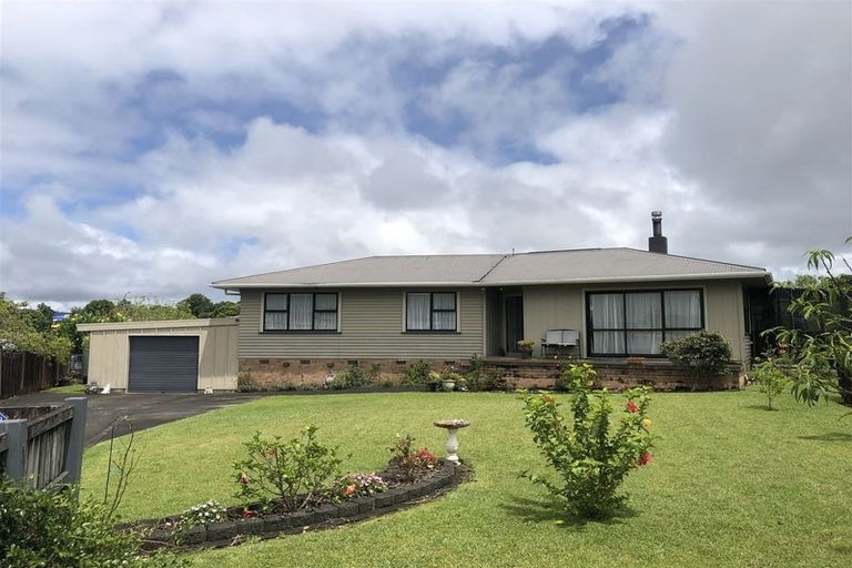 Photo of property in 17 Winston Street, Tikipunga, Whangarei, 0112