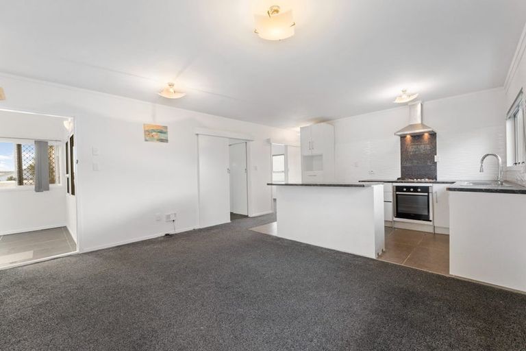 Photo of property in 20d Larlin Drive, Hawera, 4675