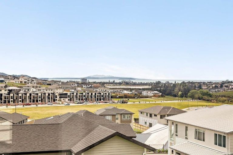 Photo of property in 16 Ormonde Drive, Silverdale, 0932