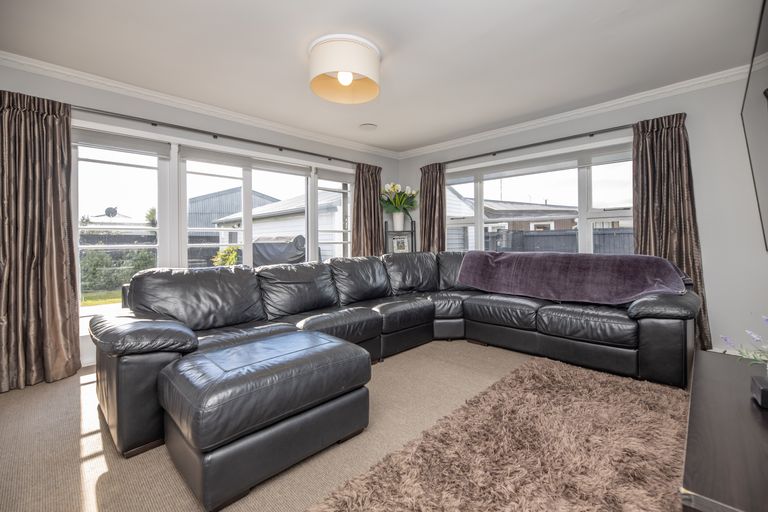 Photo of property in 17 Leverett Place, North New Brighton, Christchurch, 8083