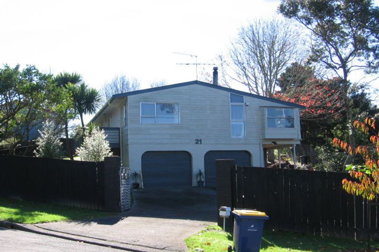 Photo of property in 21 Annison Avenue, Glen Eden, Auckland, 0602