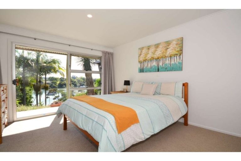 Photo of property in 22 Riverview Road, Kerikeri, 0230