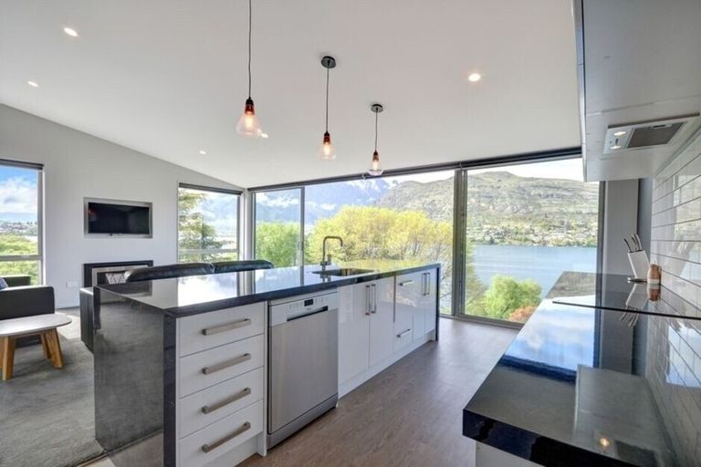 Photo of property in 715 Frankton Road, Queenstown, 9300