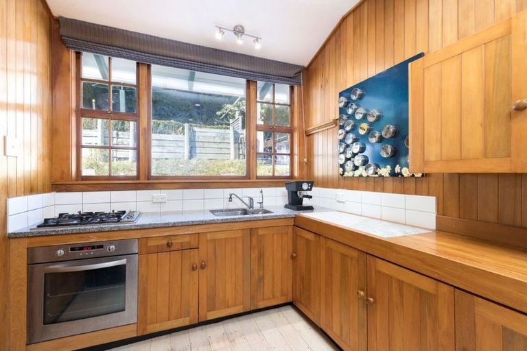 Photo of property in 27 Richmond Avenue, Nelson South, Nelson, 7010