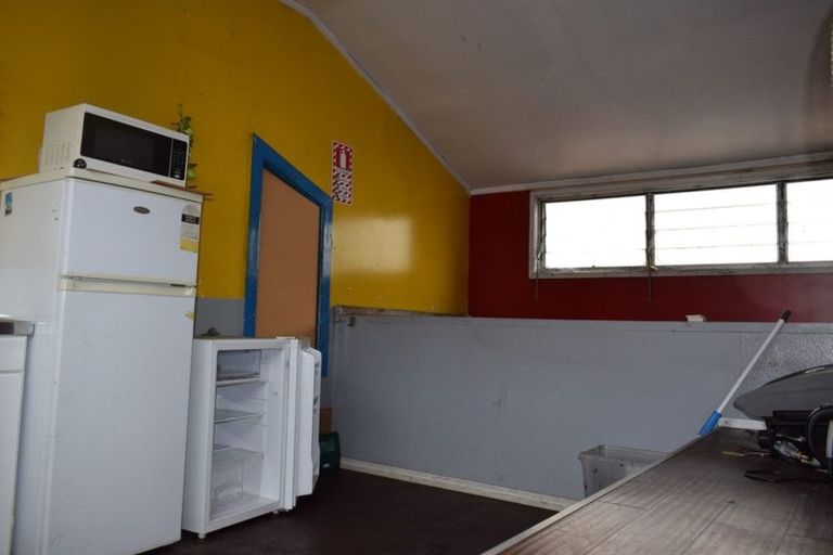 Photo of property in 12 Edinburgh Street, Patea, 4520