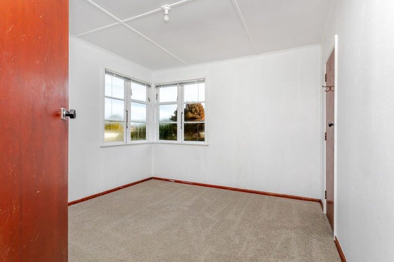 Photo of property in 8 Victor Street, Dannevirke, 4930