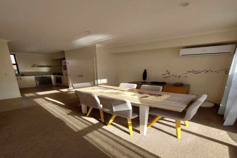 Photo of property in 13 Fermi Lane, Papakura, 2110