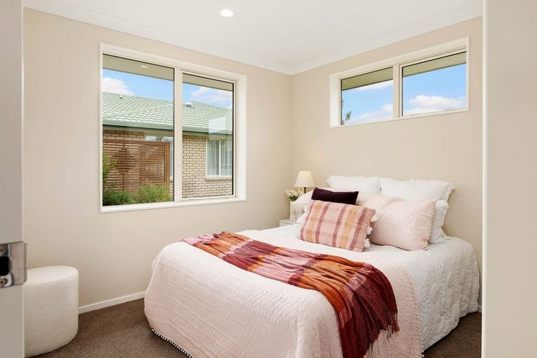 Photo of property in Summerset At The Course, 20 Racecourse Road, Trentham, Upper Hutt, 5018