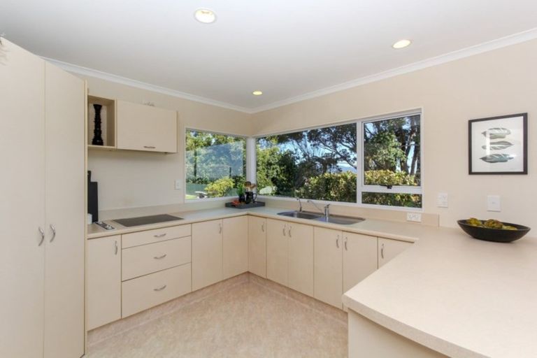 Photo of property in 16d Burns Street, Westown, New Plymouth, 4310