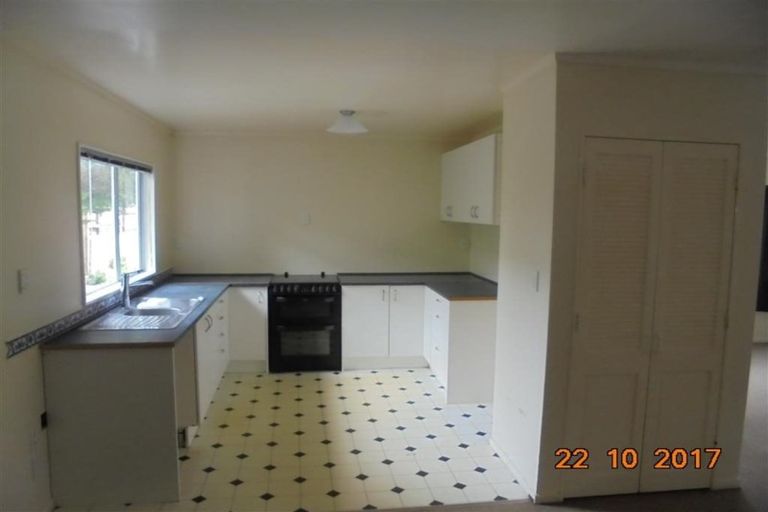 Photo of property in 2/30 Petherick Street, Taita, Lower Hutt, 5011