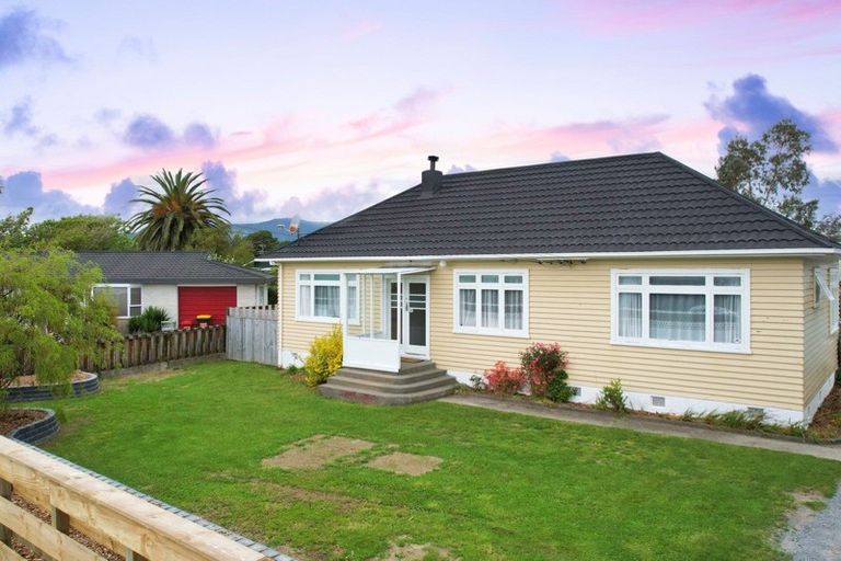Photo of property in 30 Lemon Street, Otaki, 5512