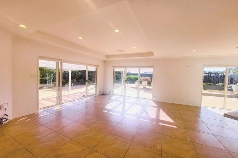 Photo of property in 15 Keppoch Court, Dannemora, Auckland, 2016